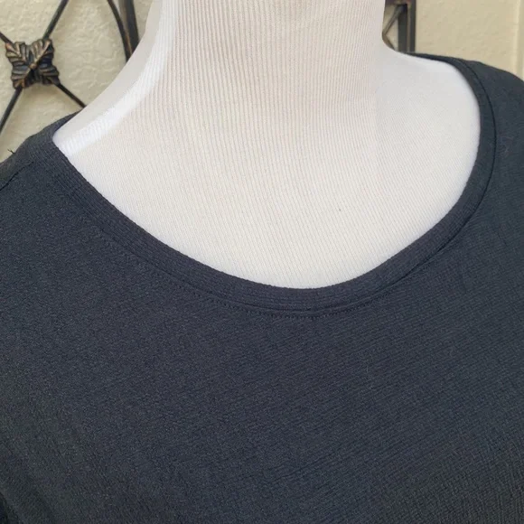 AnyBody Short Sleeve With Ruffle Bottom - Picture 2 of 4